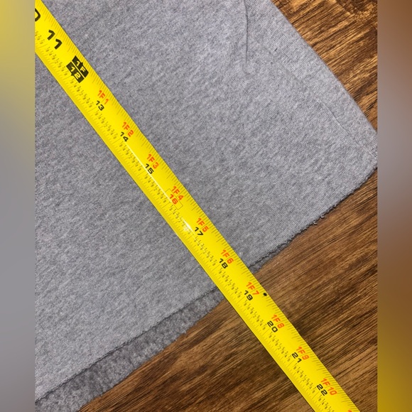 Wild Fable Cropped Sweatshirt Size Large - Picture 8 of 9